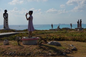 Sculpture garden isla